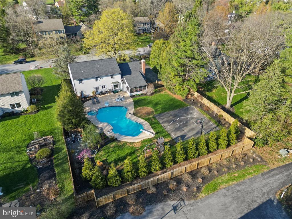 442 WETHERBURN DRIVE