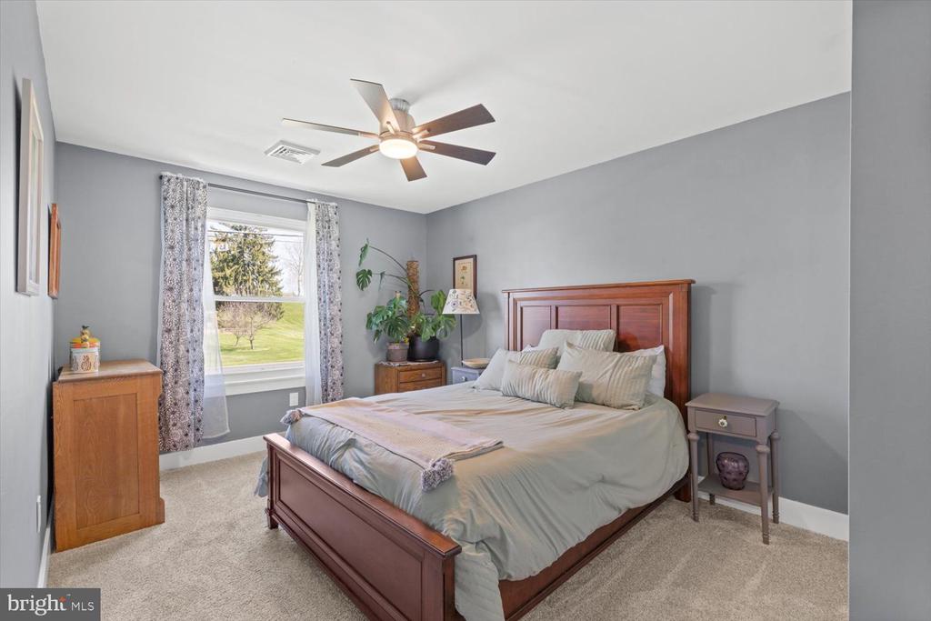 212 PETERSBURG ROAD