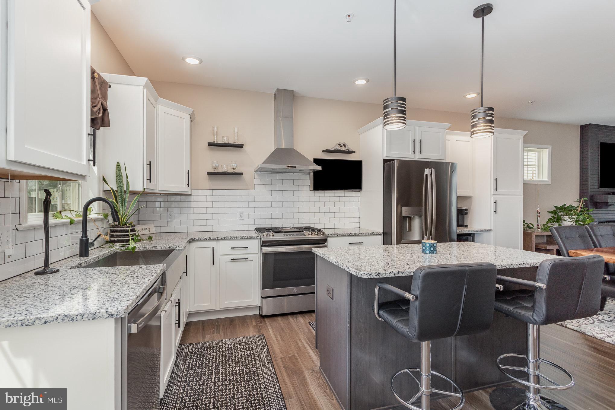 2445 ARTESIAN WAY