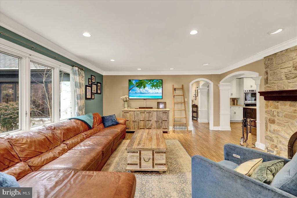 520 STONEHENGE DRIVE