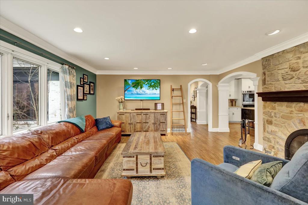520 STONEHENGE DRIVE