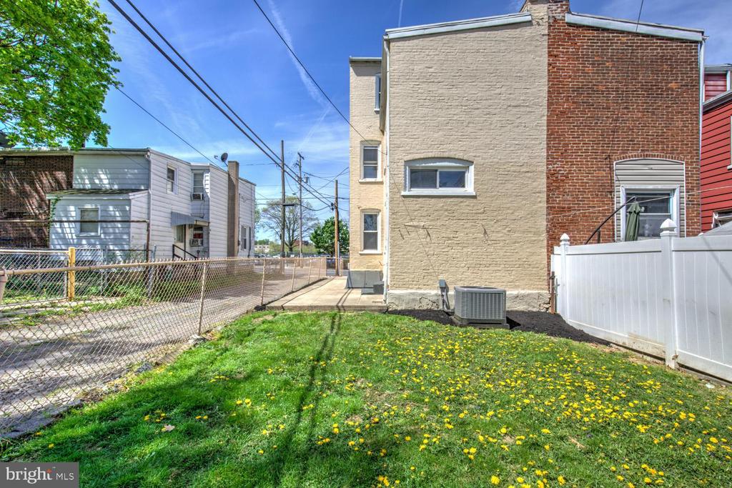 315 N MARSHALL STREET