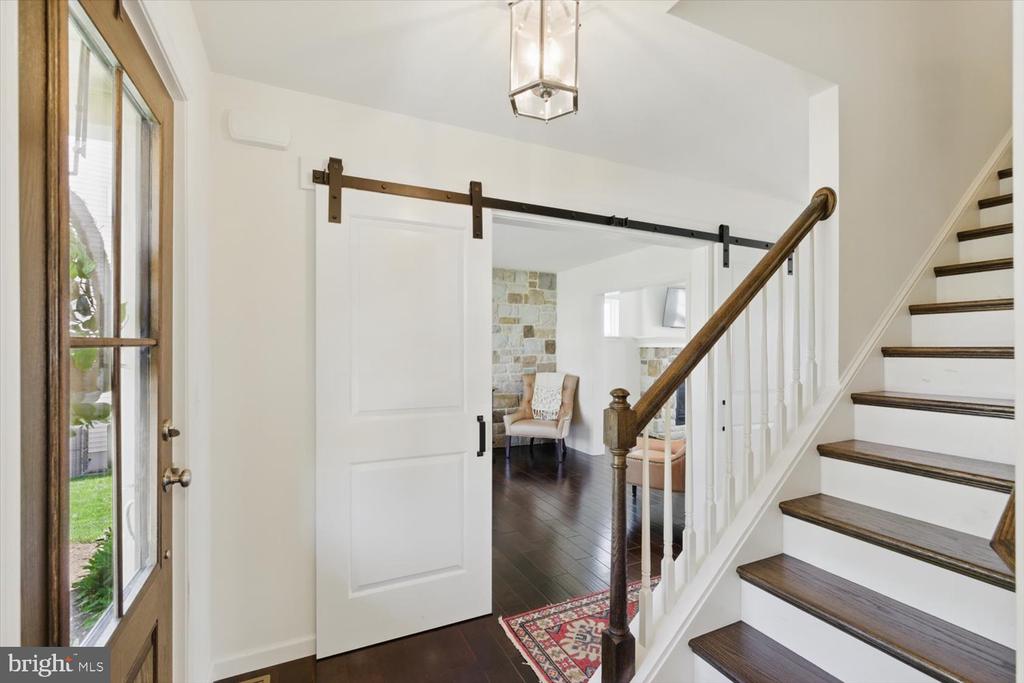 3931 ARCHER LANE