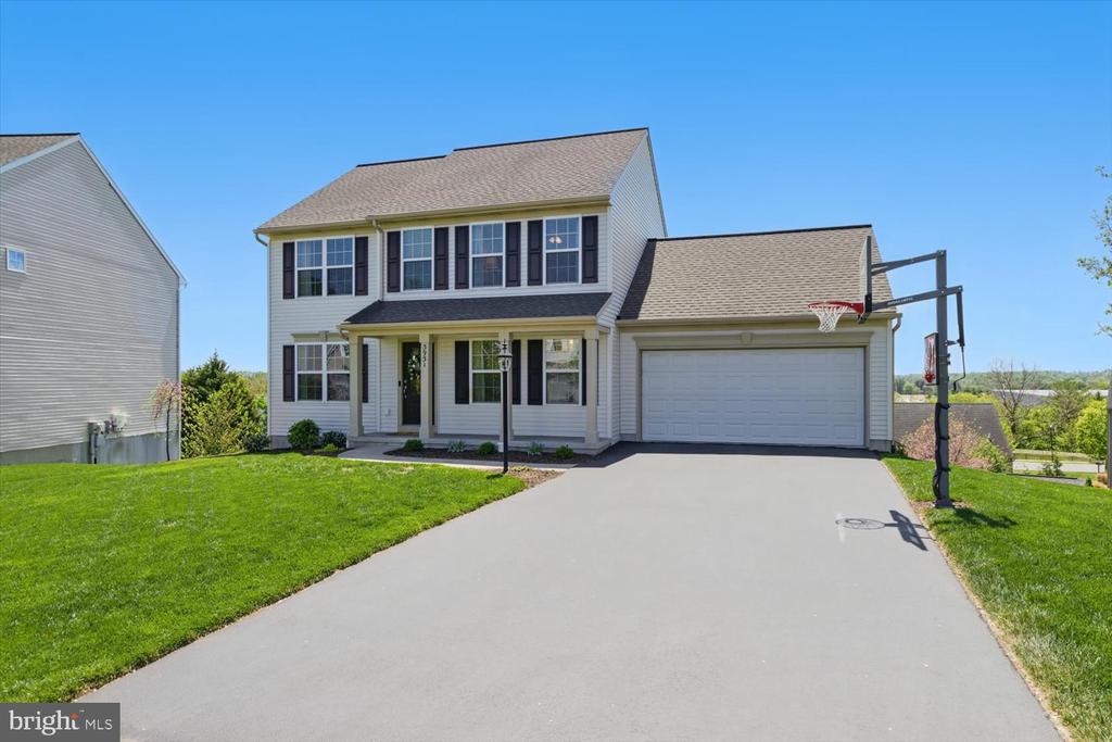 3931 ARCHER LANE