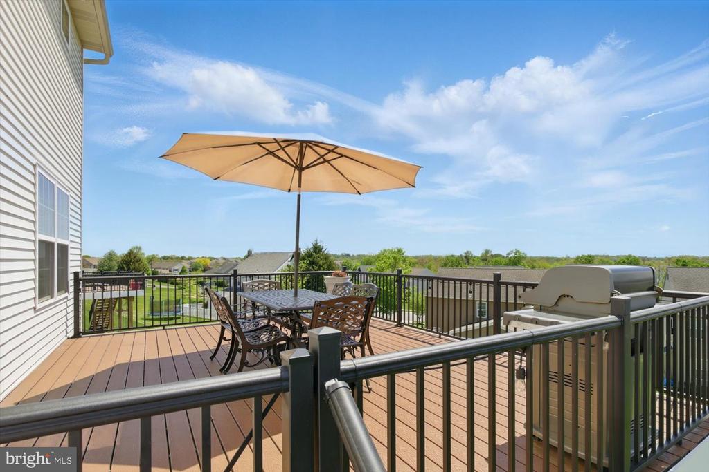 3931 ARCHER LANE