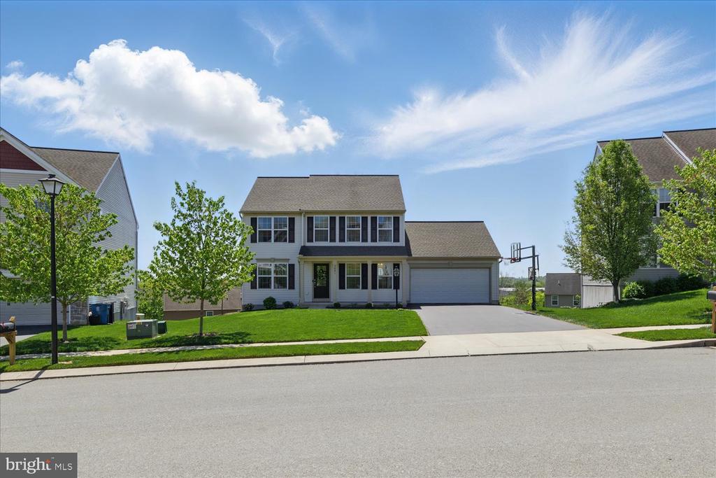 3931 ARCHER LANE
