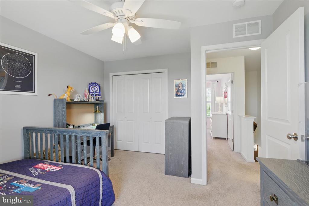 3931 ARCHER LANE
