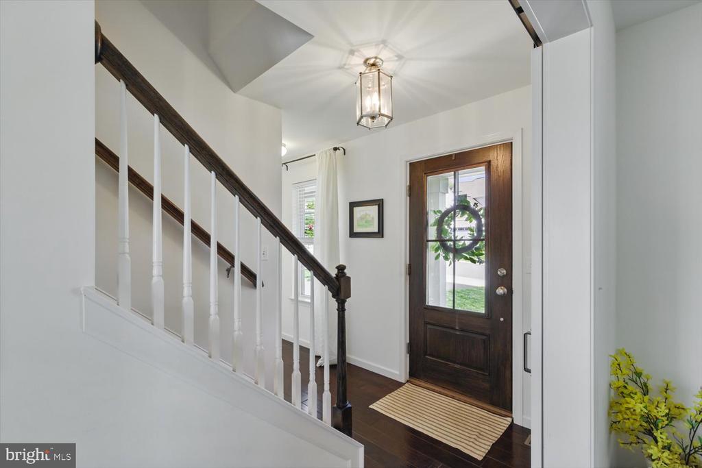 3931 ARCHER LANE