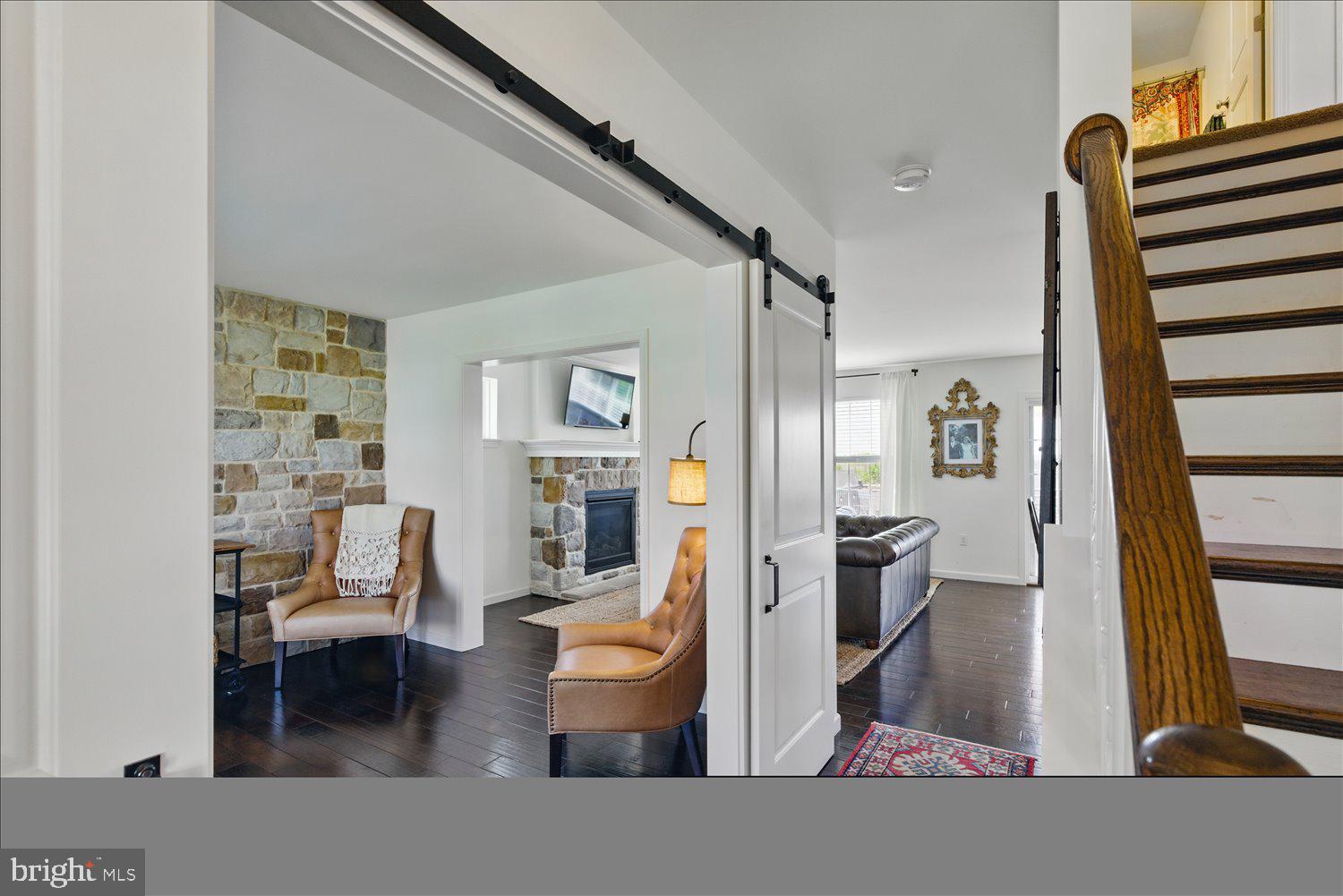 3931 ARCHER LANE