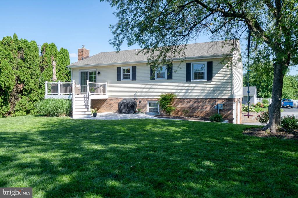 2436 ELLENDALE DRIVE