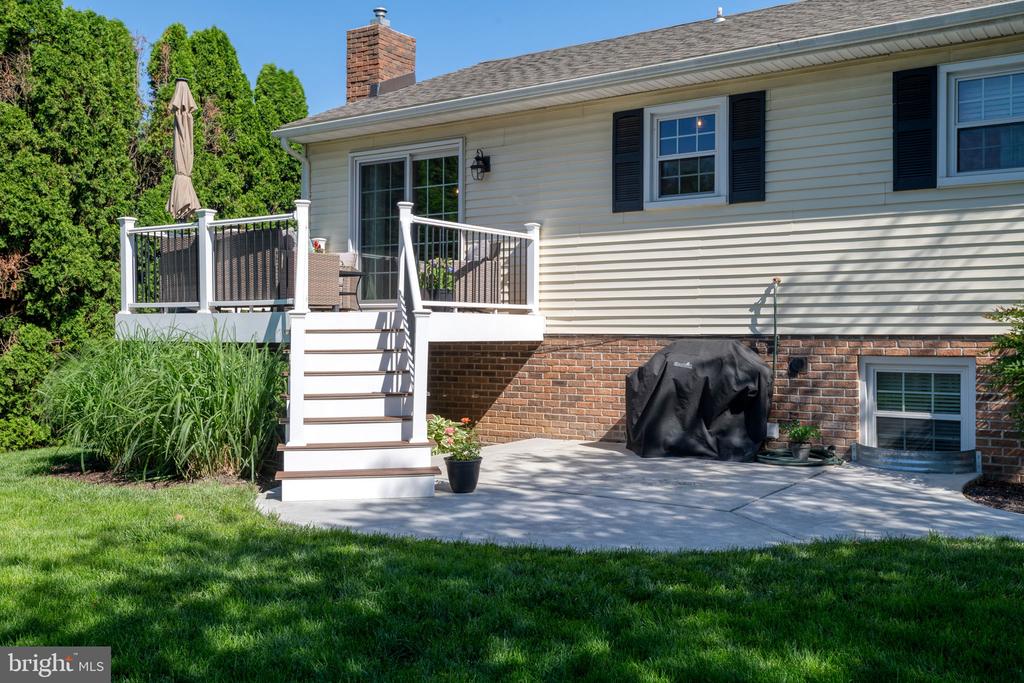 2436 ELLENDALE DRIVE