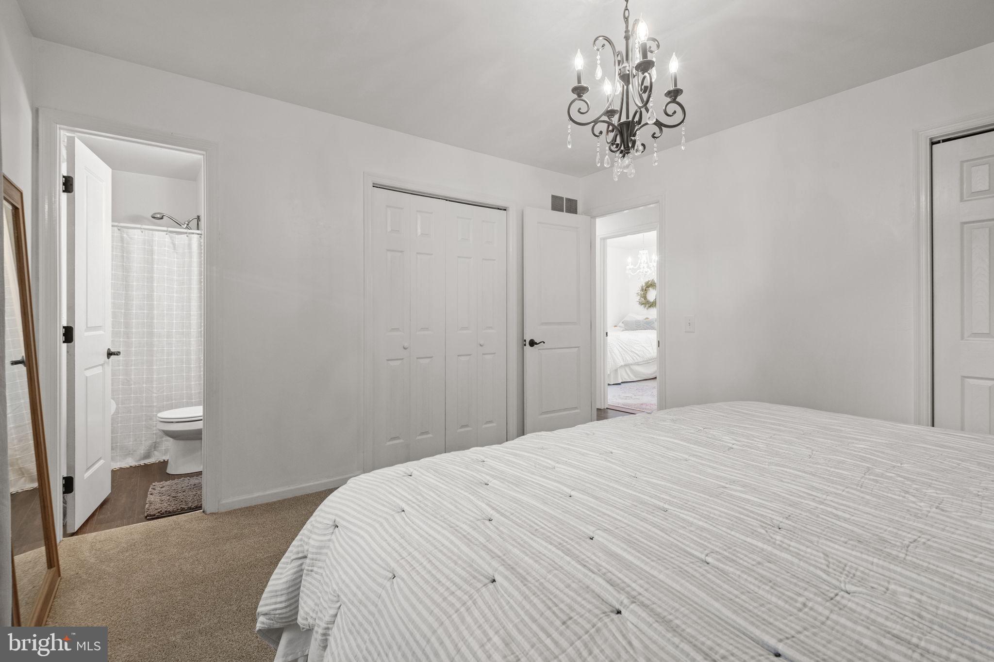 2436 ELLENDALE DRIVE