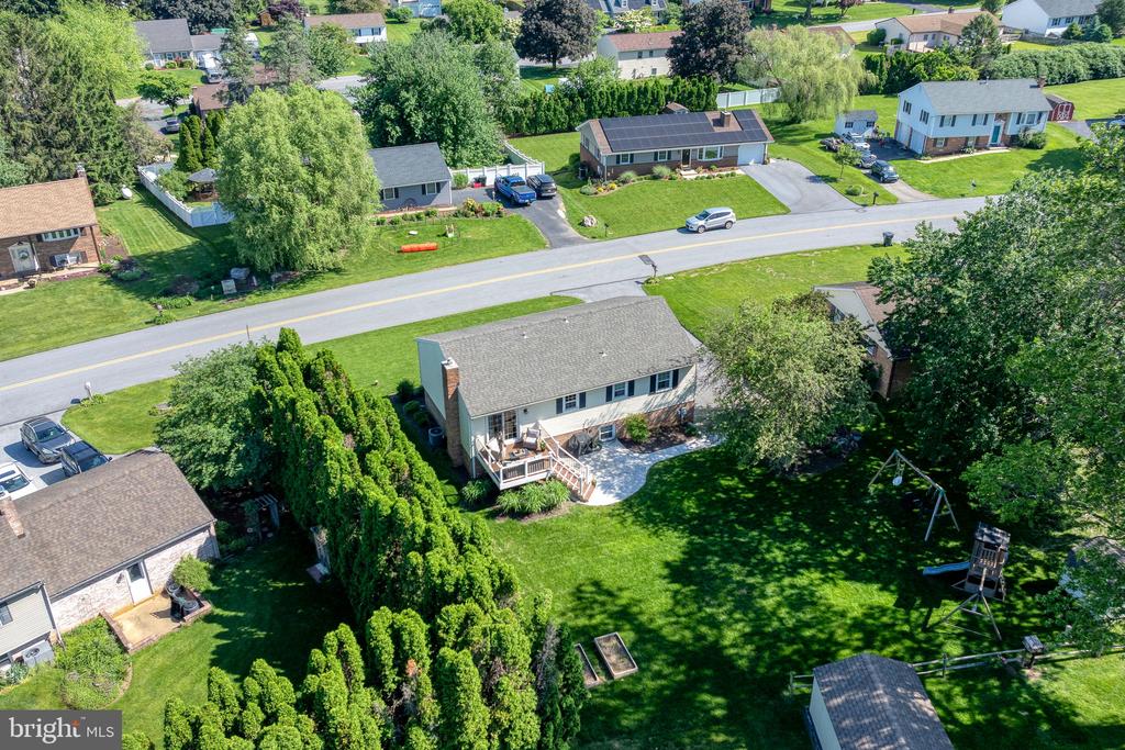 2436 ELLENDALE DRIVE