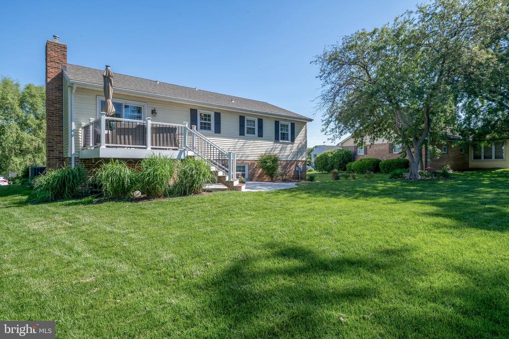 2436 ELLENDALE DRIVE