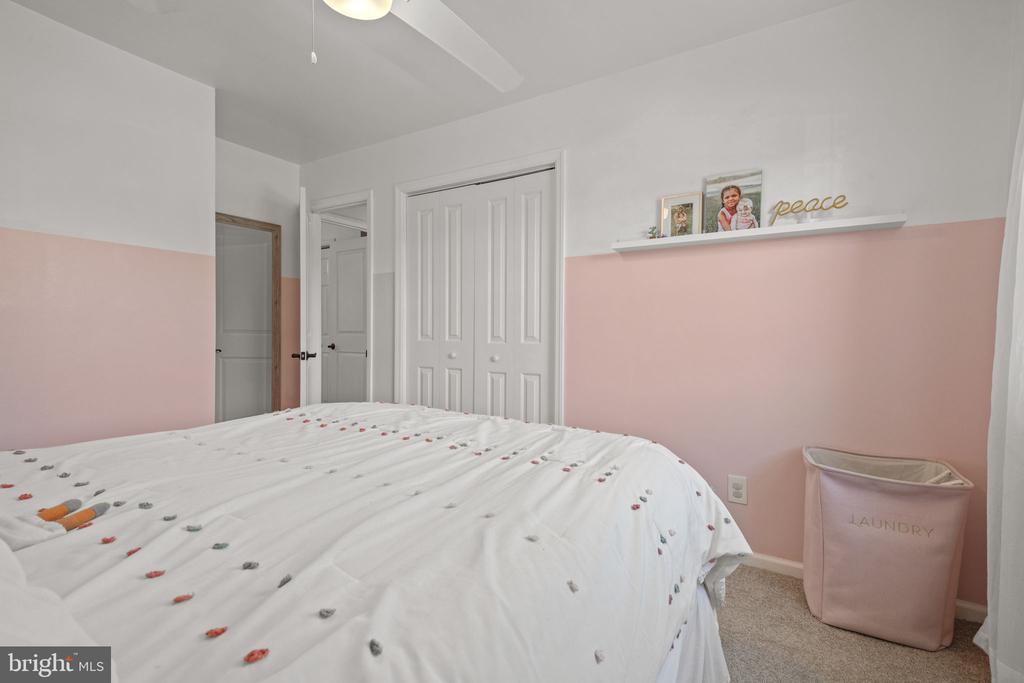 2436 ELLENDALE DRIVE