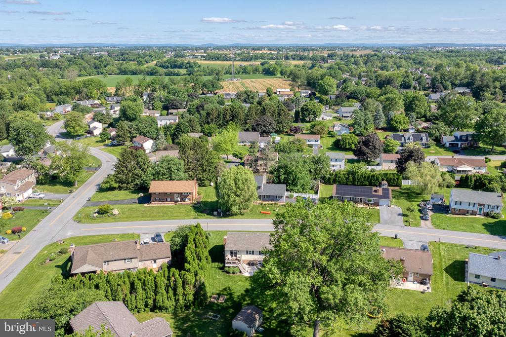 2436 ELLENDALE DRIVE