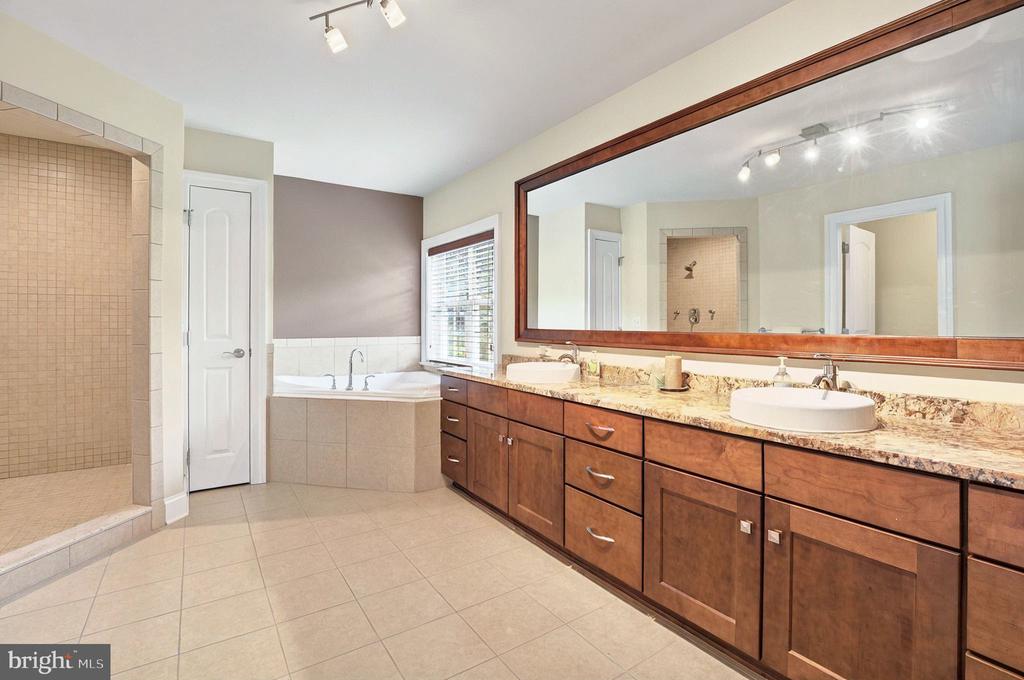 311 SARSEN DRIVE