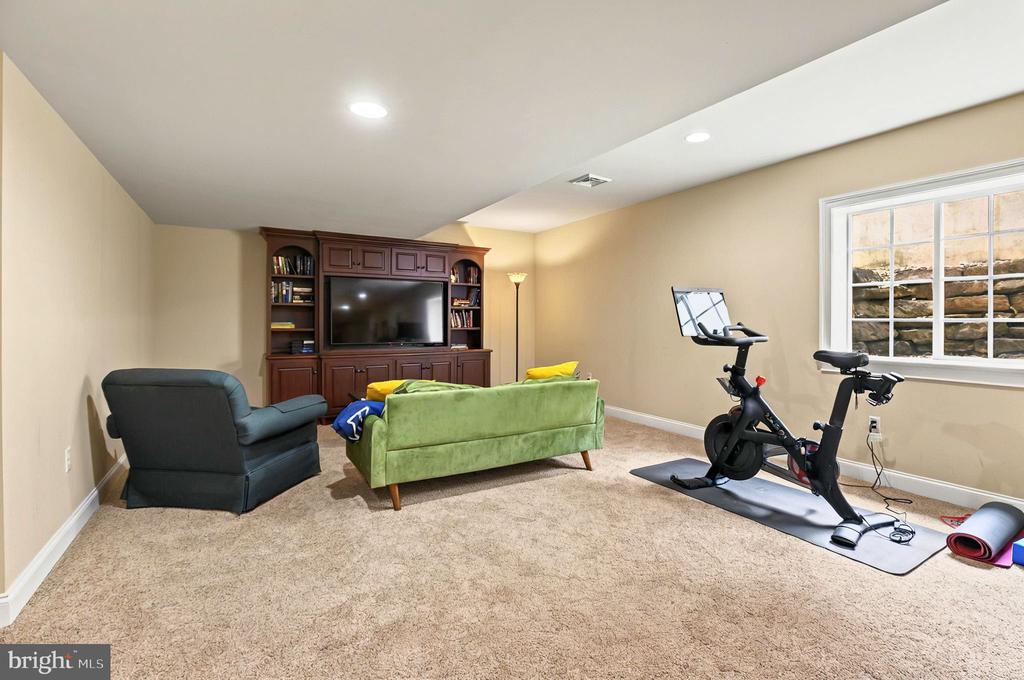 311 SARSEN DRIVE