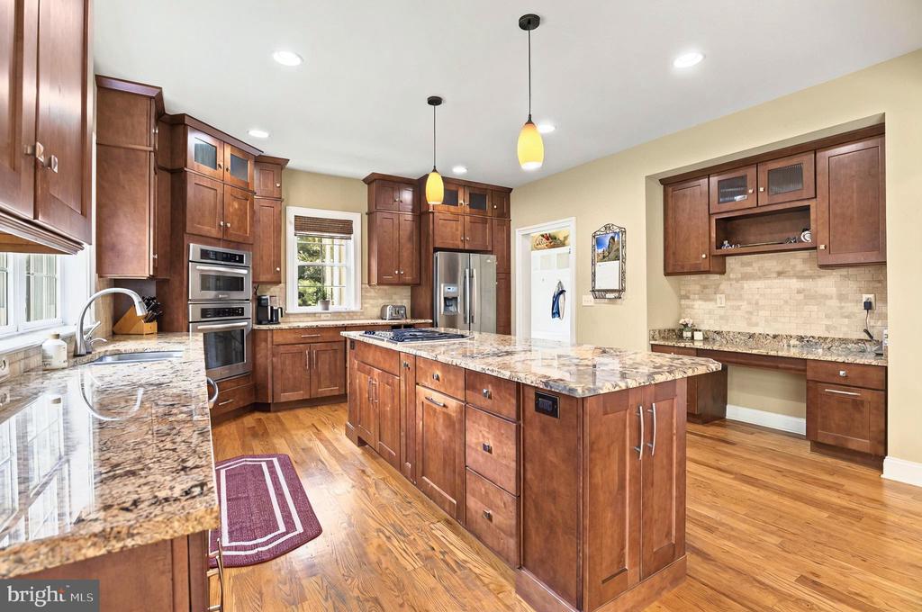 311 SARSEN DRIVE