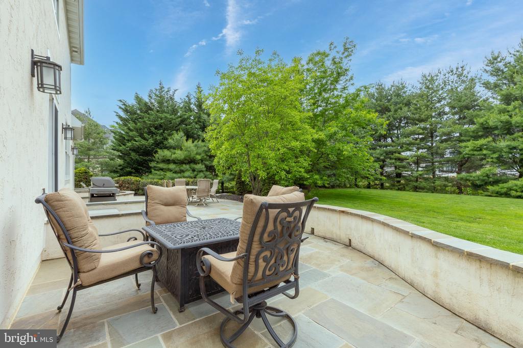 311 SARSEN DRIVE