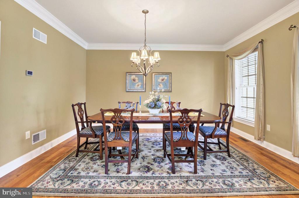 311 SARSEN DRIVE