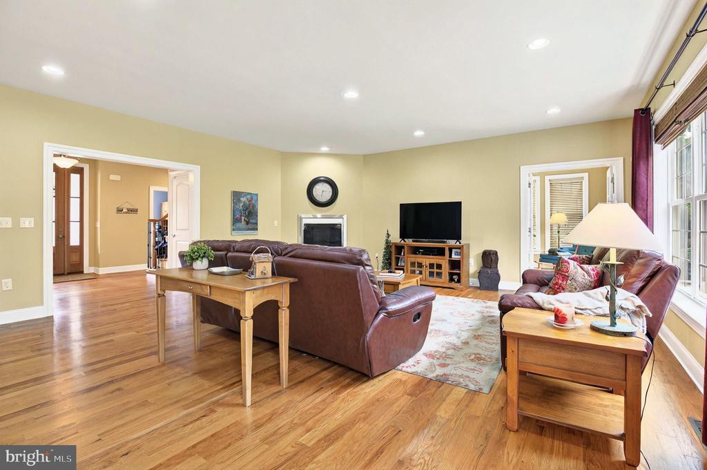 311 SARSEN DRIVE