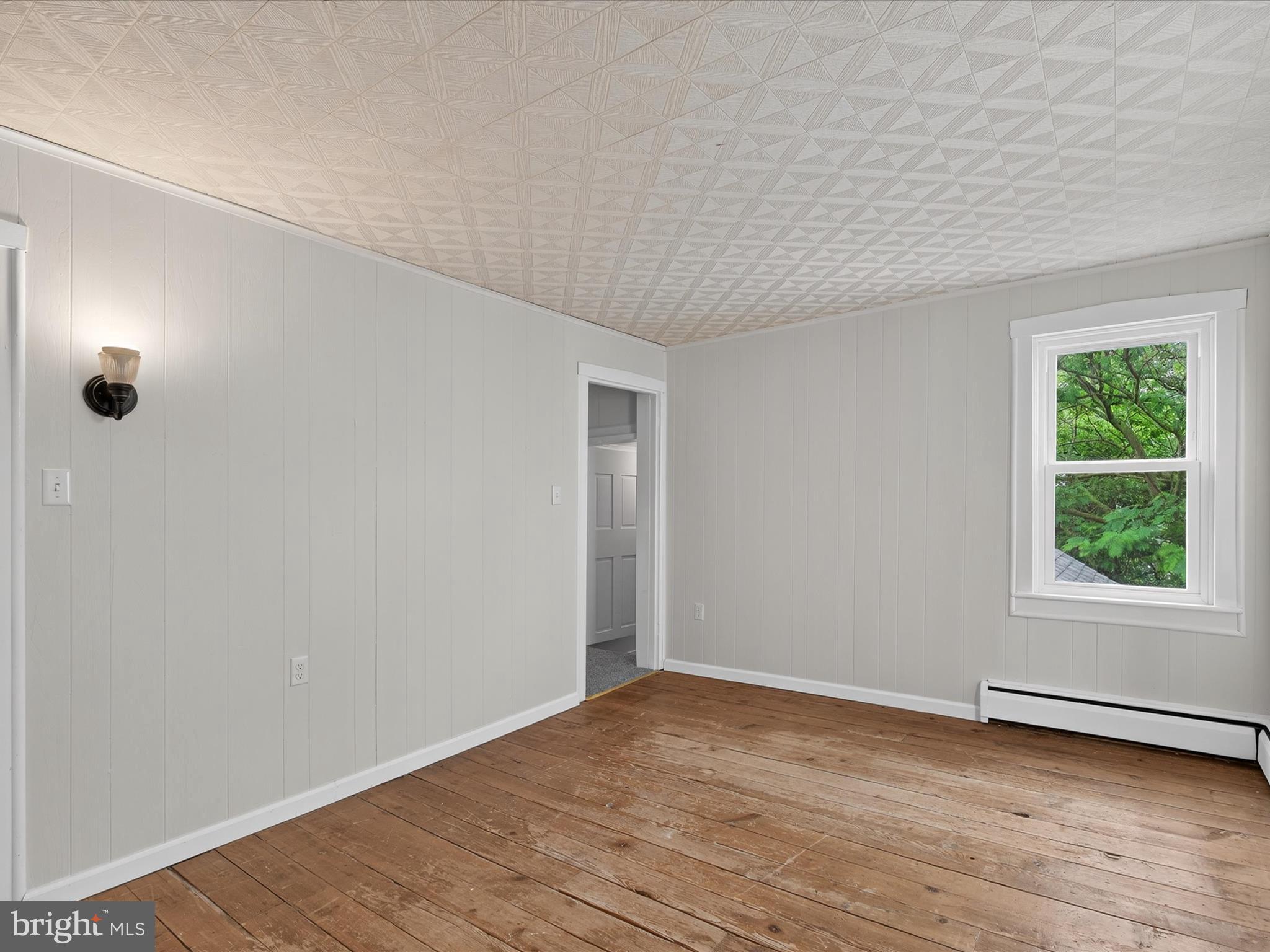 31 W FERDINAND STREET