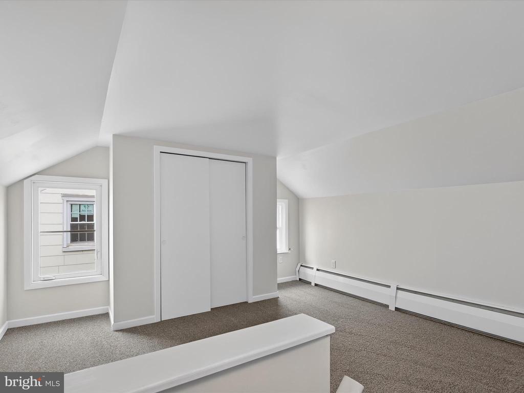 31 W FERDINAND STREET