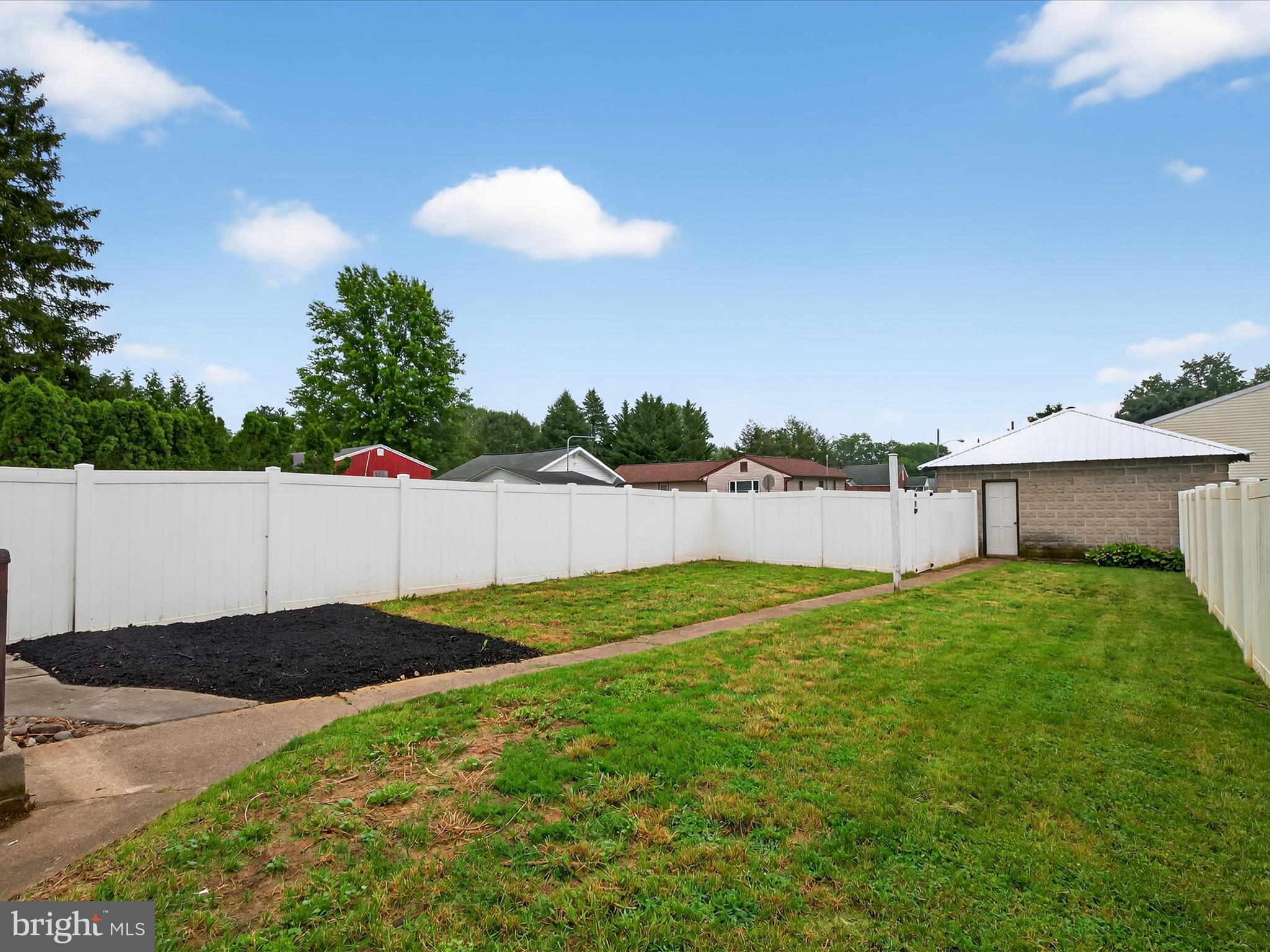 117 N BARBARA STREET