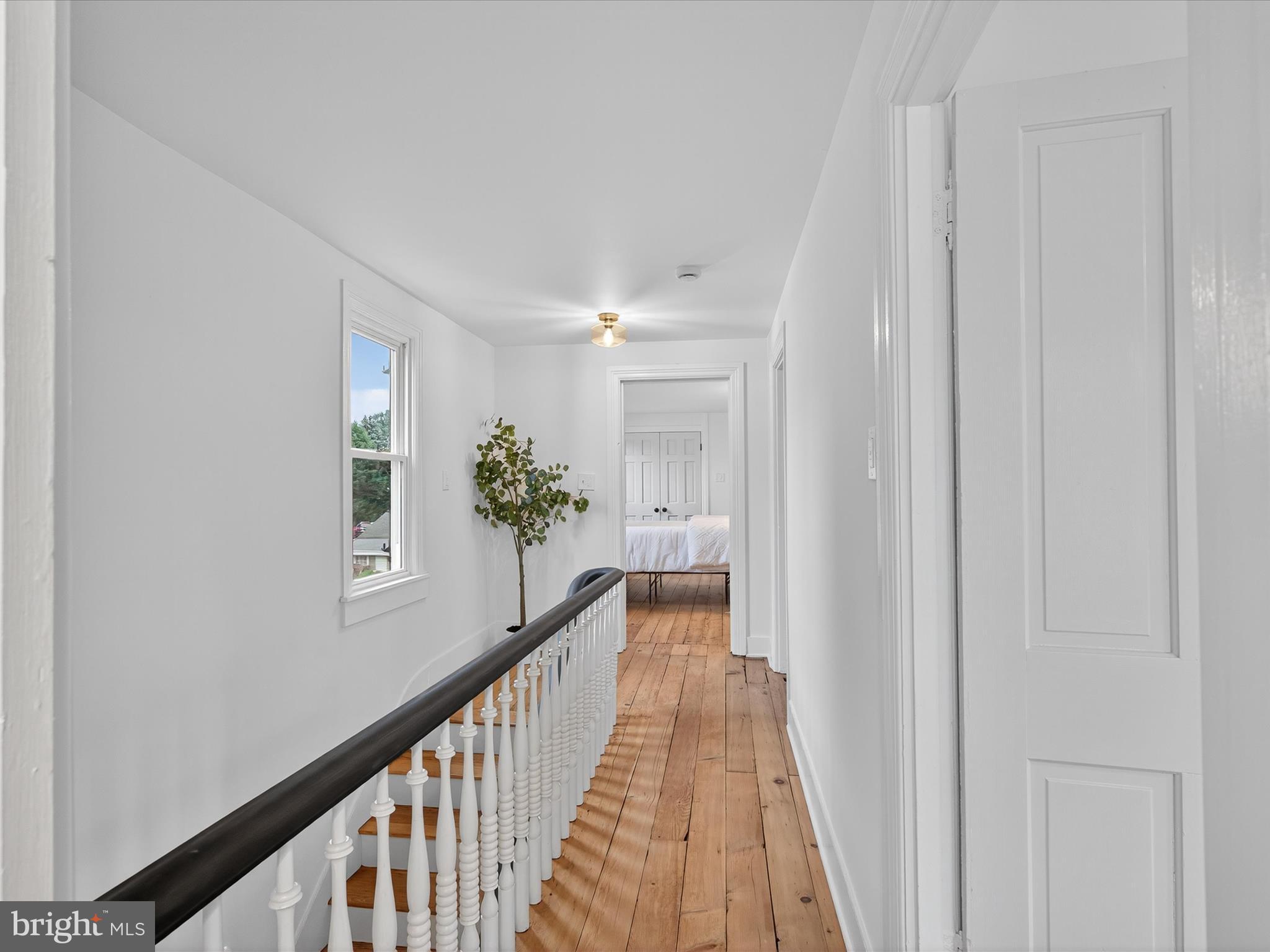 117 N BARBARA STREET