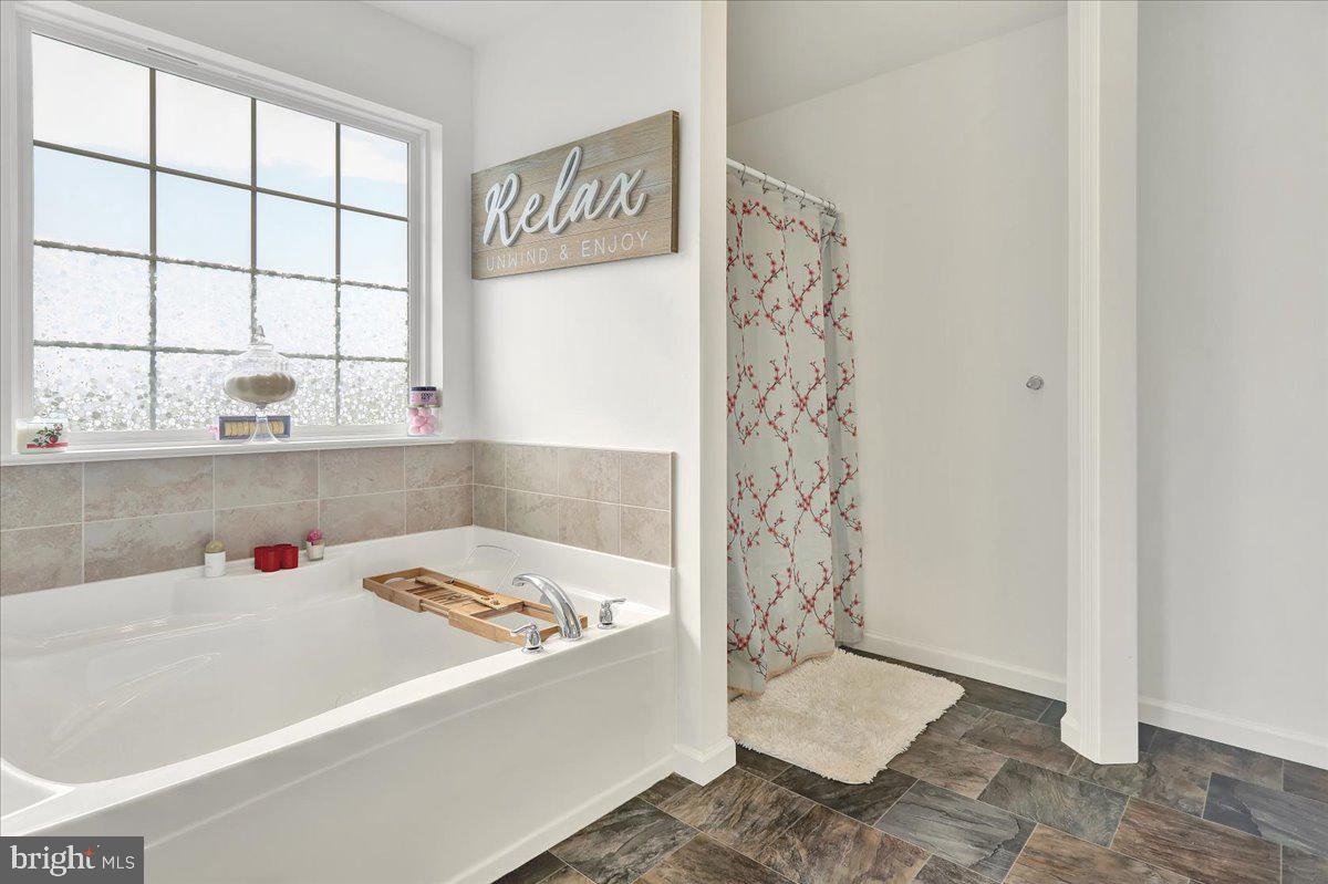 355 WESTVIEW DRIVE