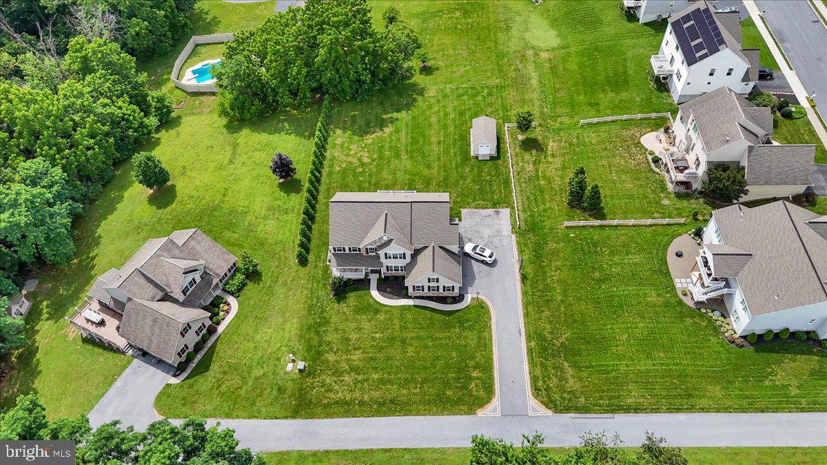 355 WESTVIEW DRIVE