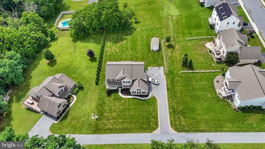 355 WESTVIEW DRIVE