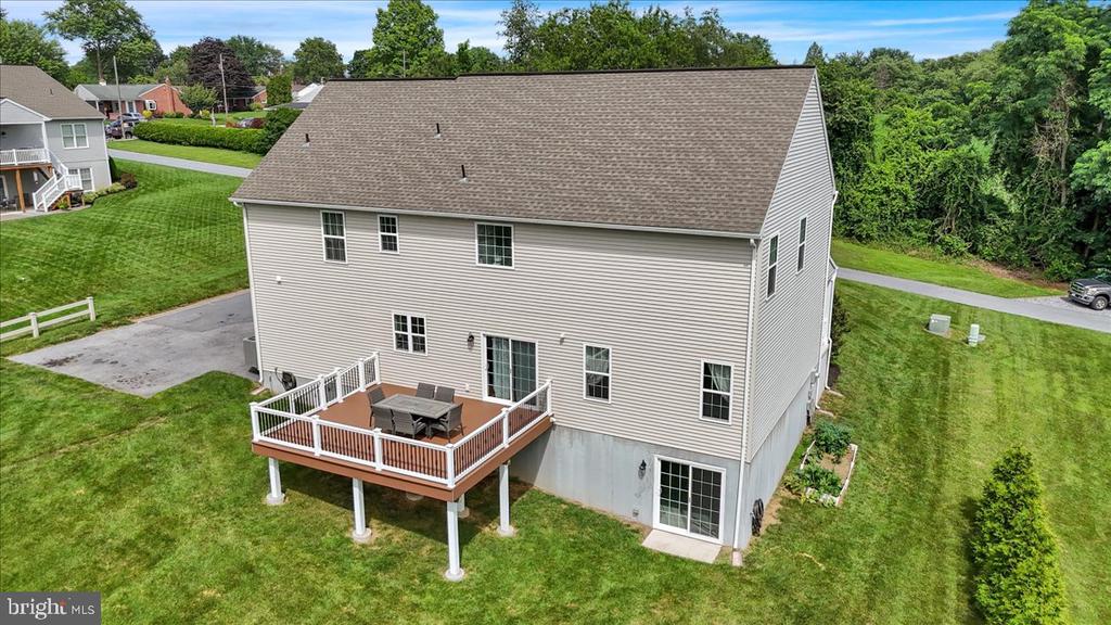 355 WESTVIEW DRIVE