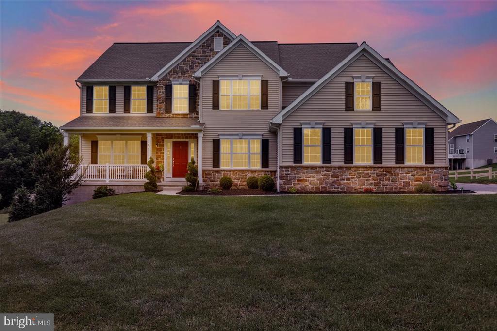355 WESTVIEW DRIVE