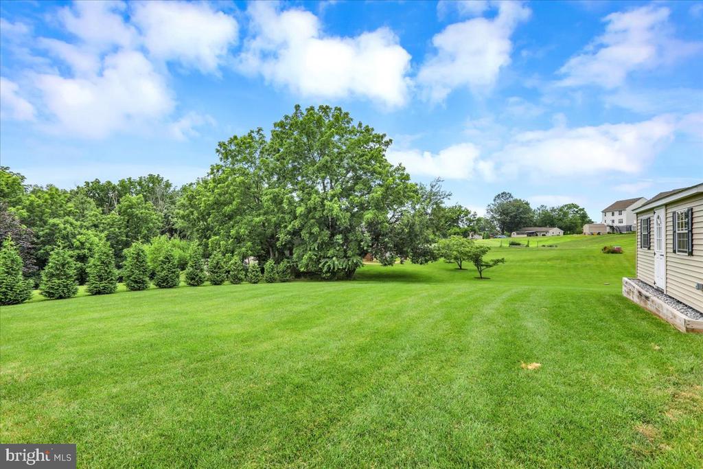 355 WESTVIEW DRIVE
