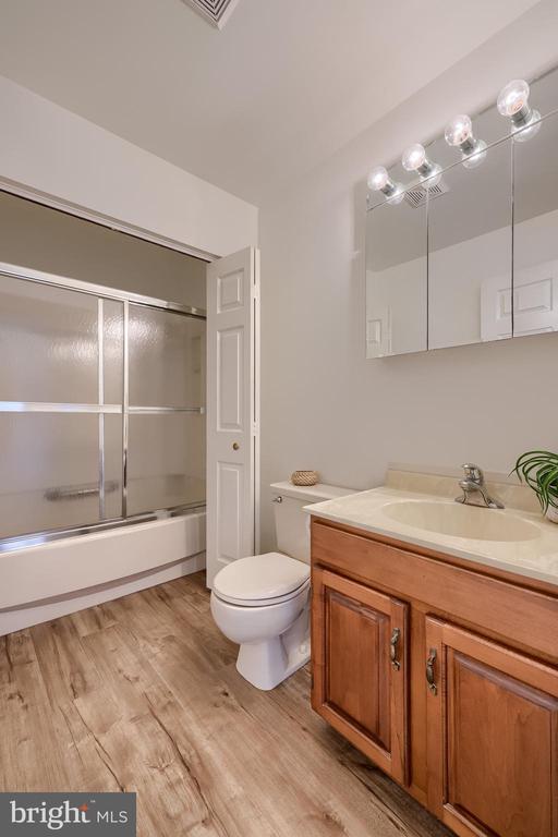 2223 OLDE MEADOW COURT