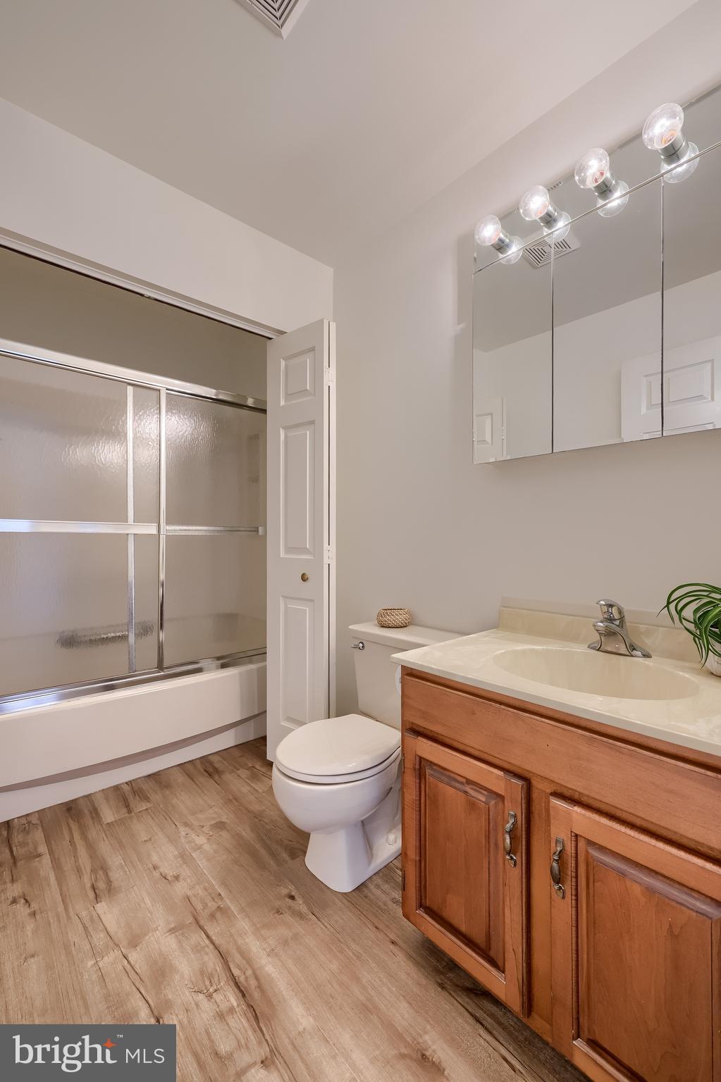 2223 OLDE MEADOW COURT
