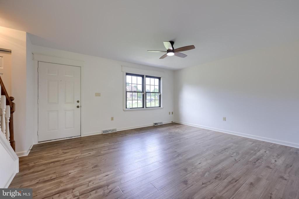 2223 OLDE MEADOW COURT