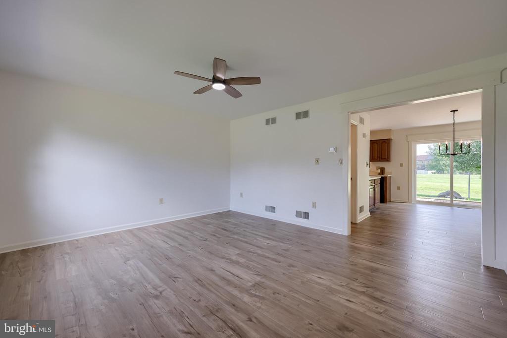 2223 OLDE MEADOW COURT