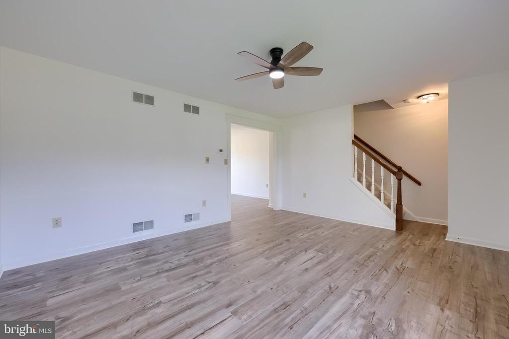 2223 OLDE MEADOW COURT