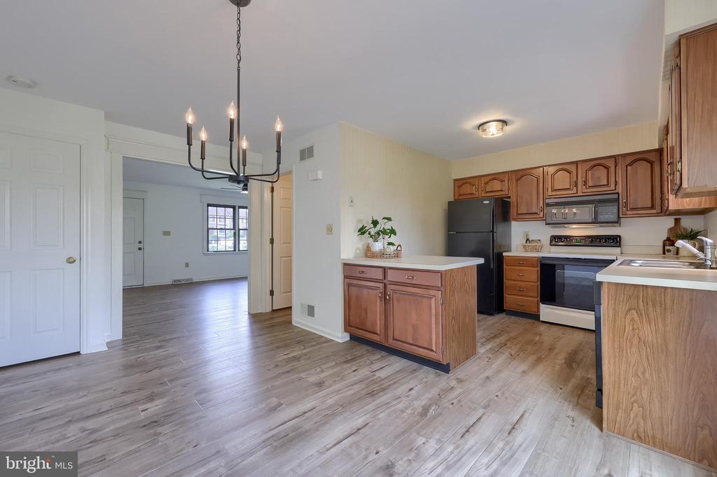 2223 OLDE MEADOW COURT