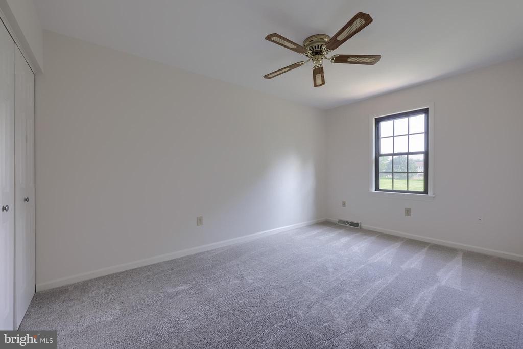 2223 OLDE MEADOW COURT
