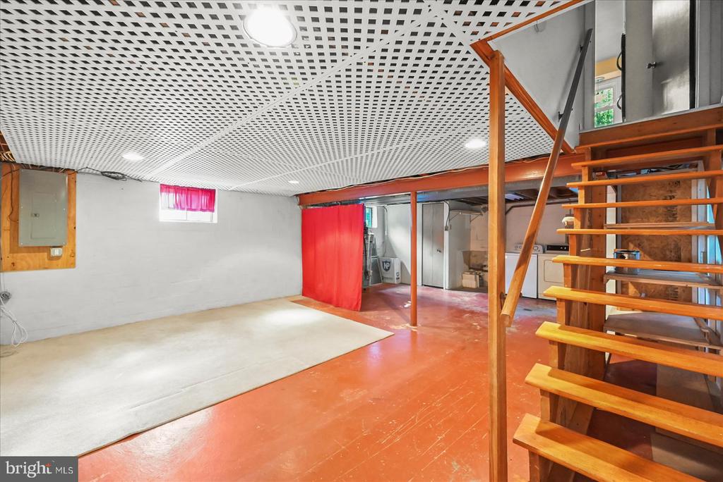 164 NEW STREET
