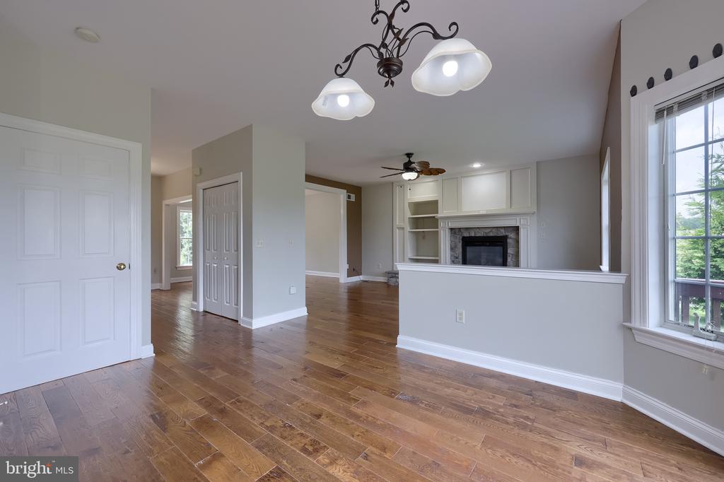 421 WAGONWHEEL ROAD