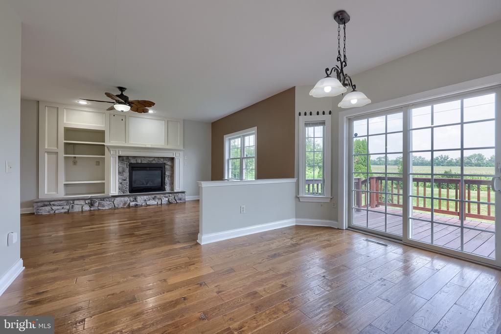421 WAGONWHEEL ROAD