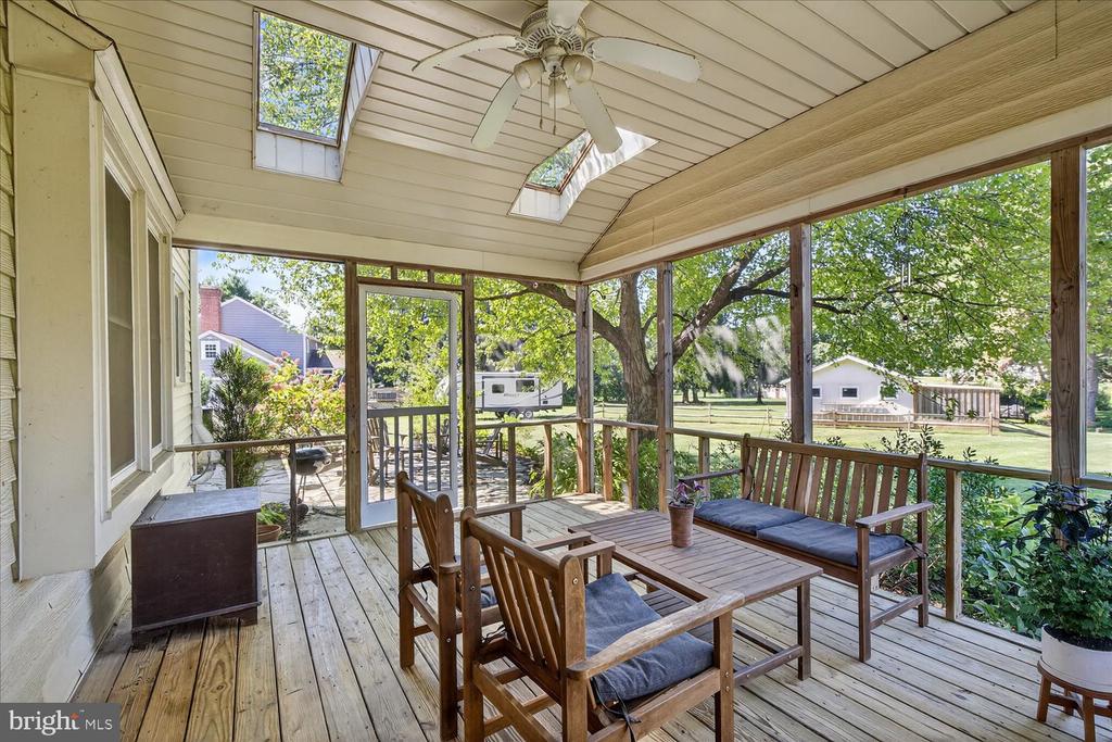 381 CHOWNING PLACE