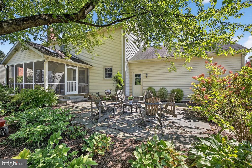 381 CHOWNING PLACE