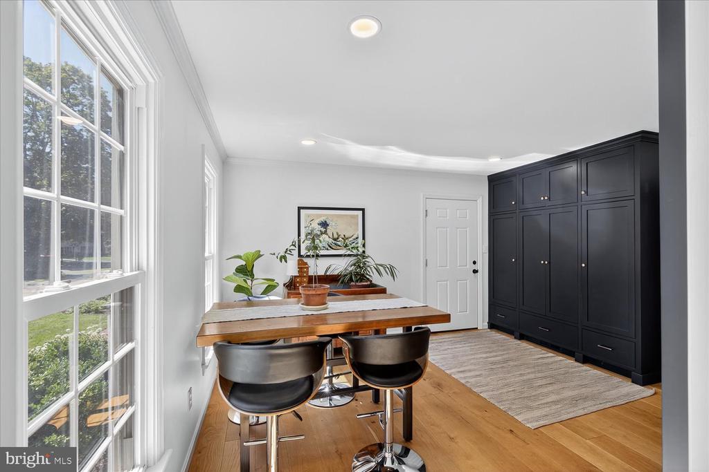 381 CHOWNING PLACE