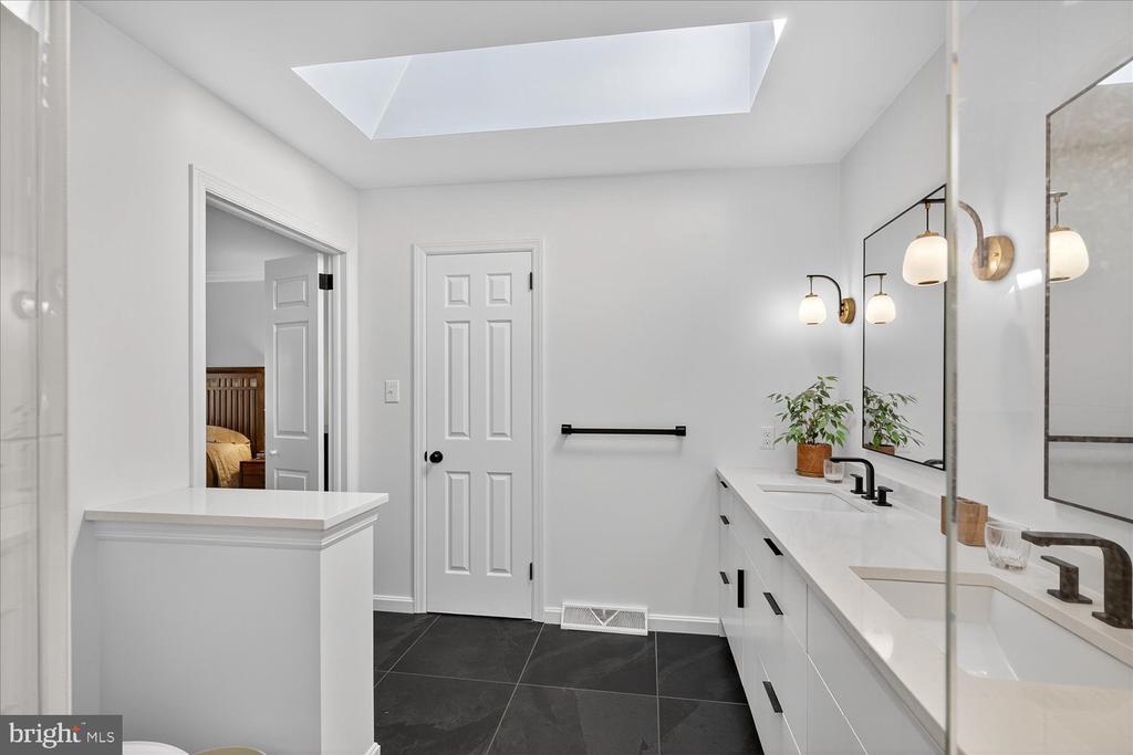 381 CHOWNING PLACE